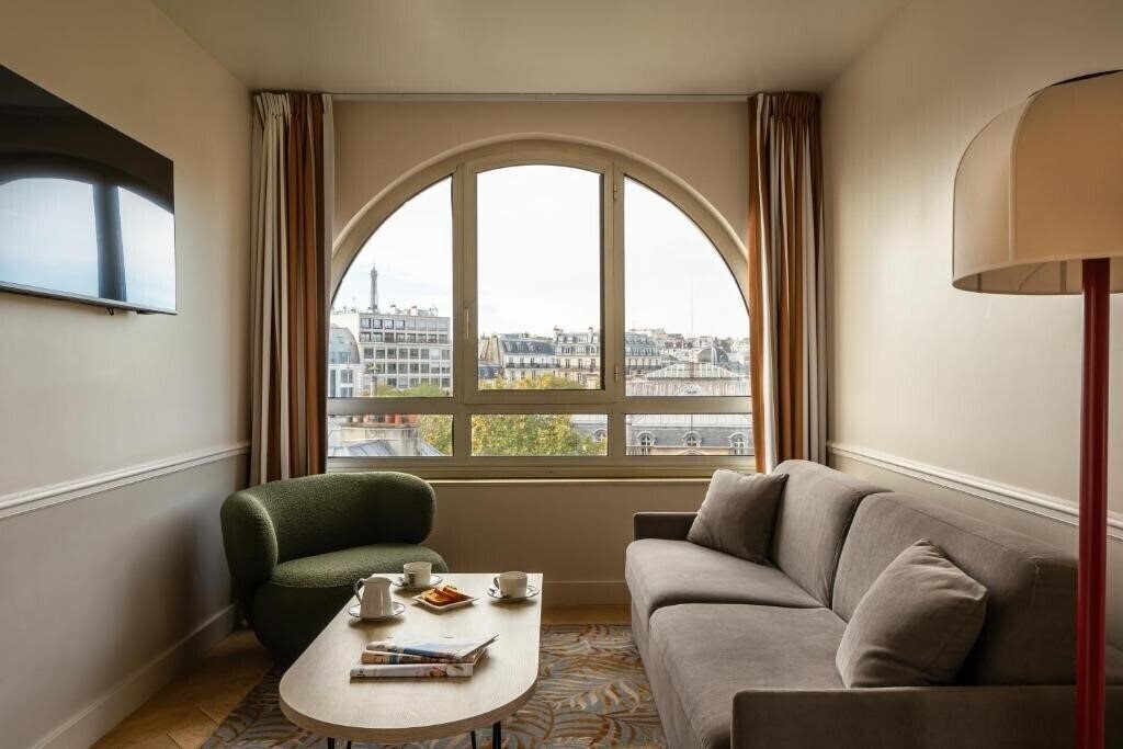 Royal Garden Champs Elysees 4* суреті