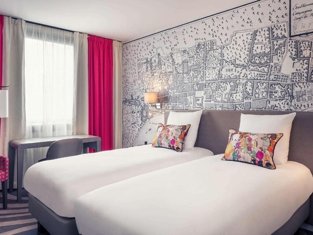 Mercure Paris Tour Eiffel Grenelle 4* фотосуреті