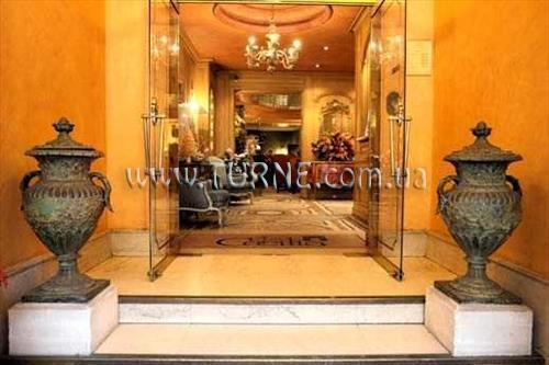 Отель Cecilia 4*