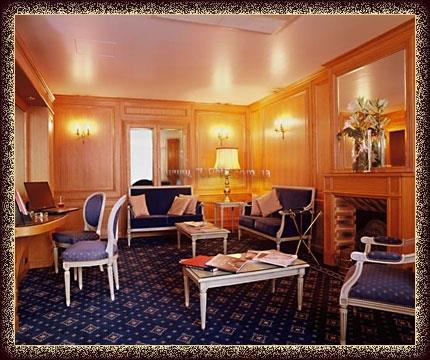 Baudelaire Opera 3* фотосуреті