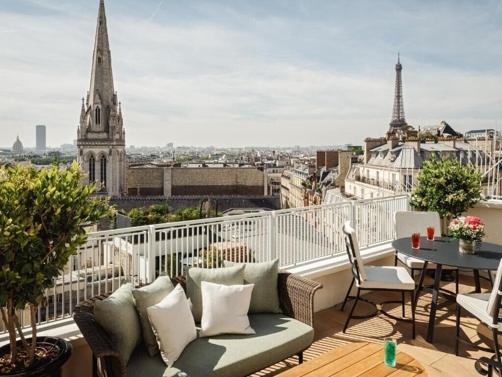 De Sers 5* қонақ үйі