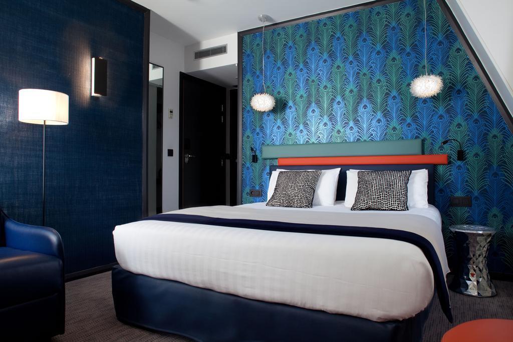 Yllen Eiffel 3* қонақ үйі