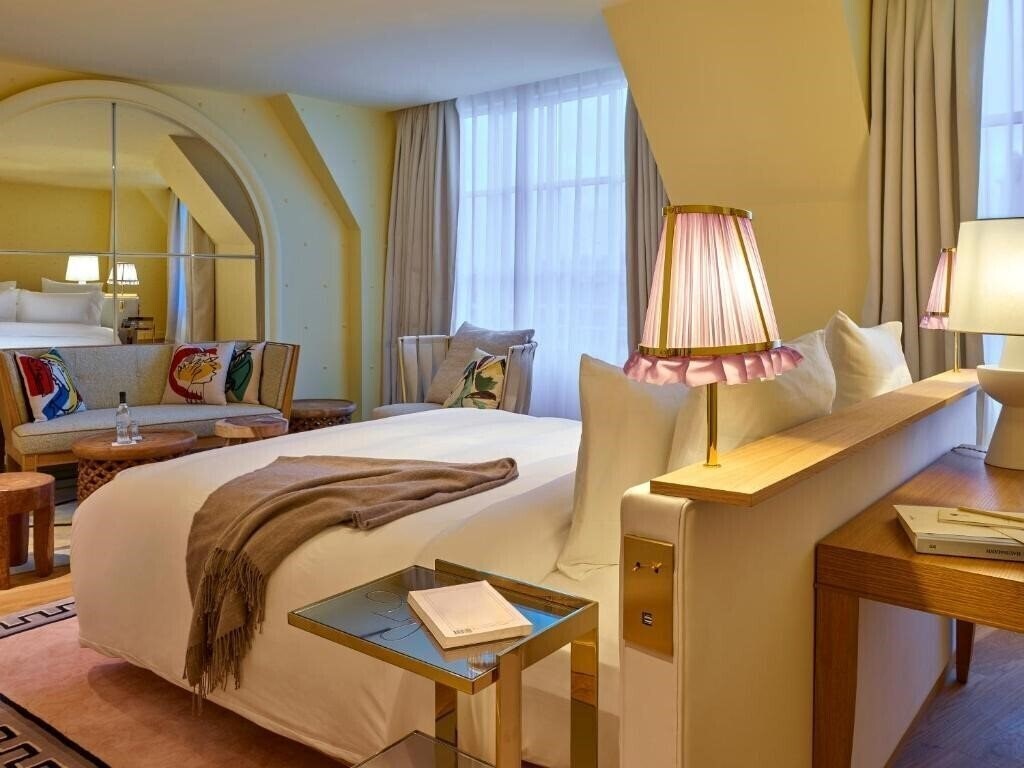 Изображение 9confidentiel 5*