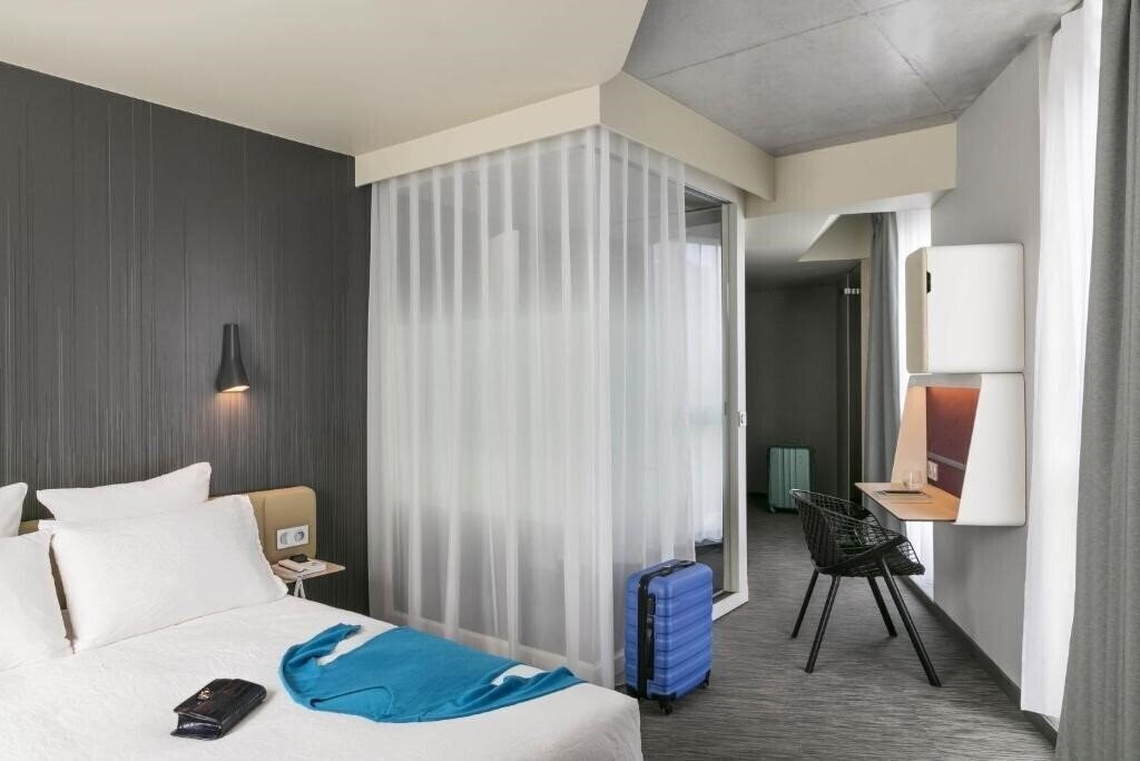Отель OKKO Hotels Paris Porte de Versailles 4*