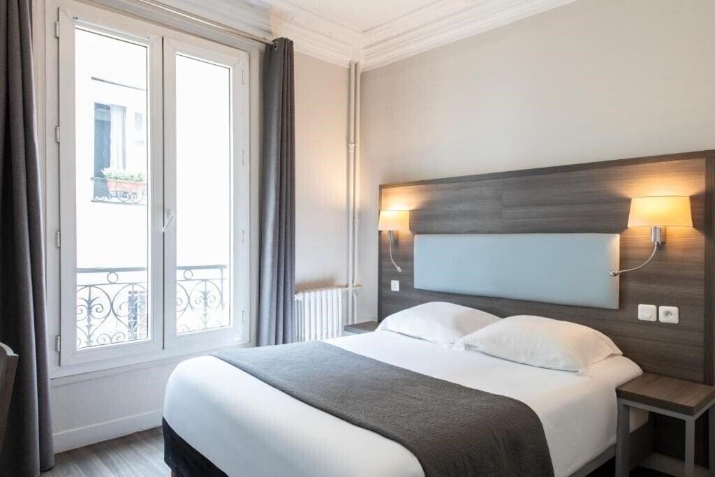 Фото Est Hotel 3*