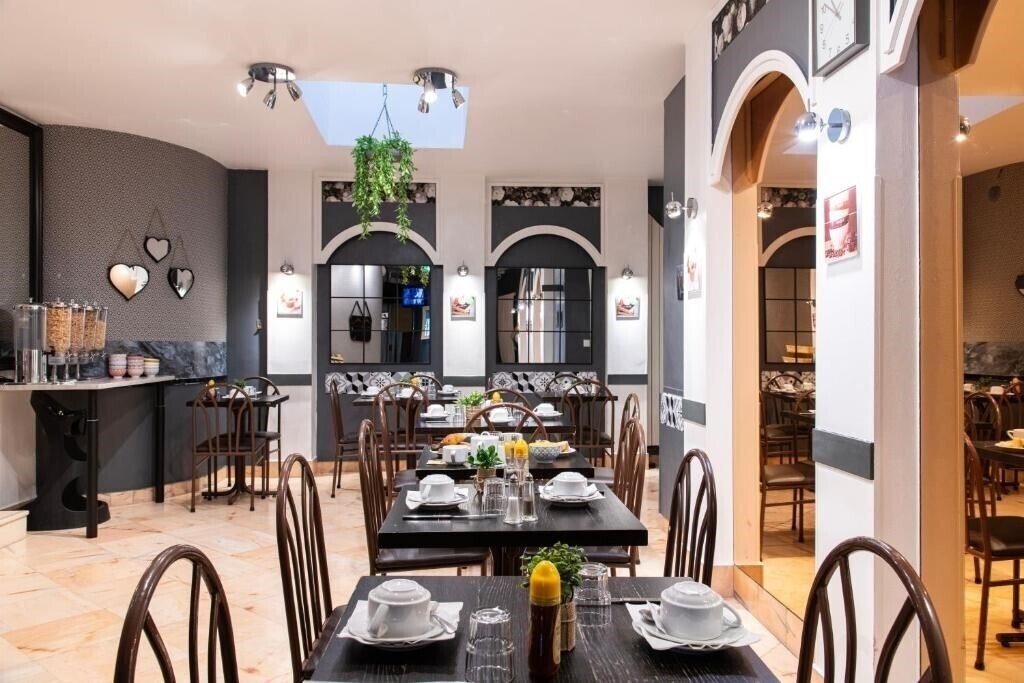 Изображение Grand Hotel de Paris 3*