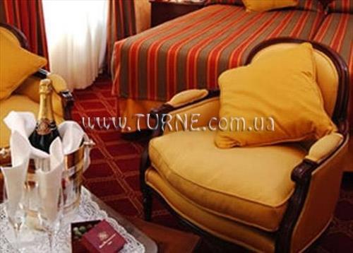 Отель Alexander Boutique 4*