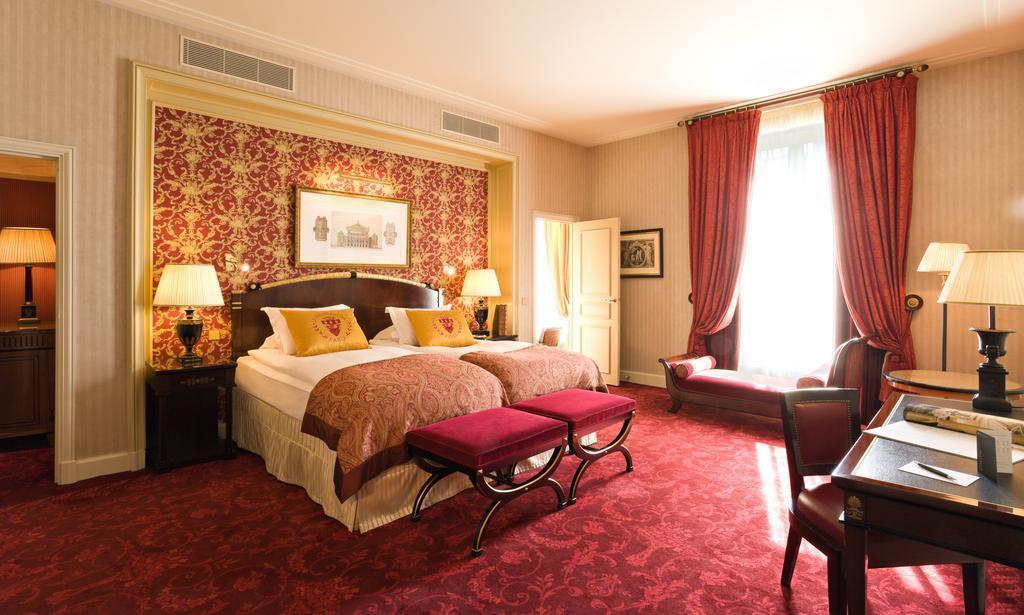 Картинка Grand Hotel Intercontinental 4*