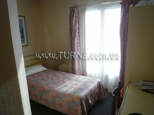 Отель Atlanta Frochot 3*