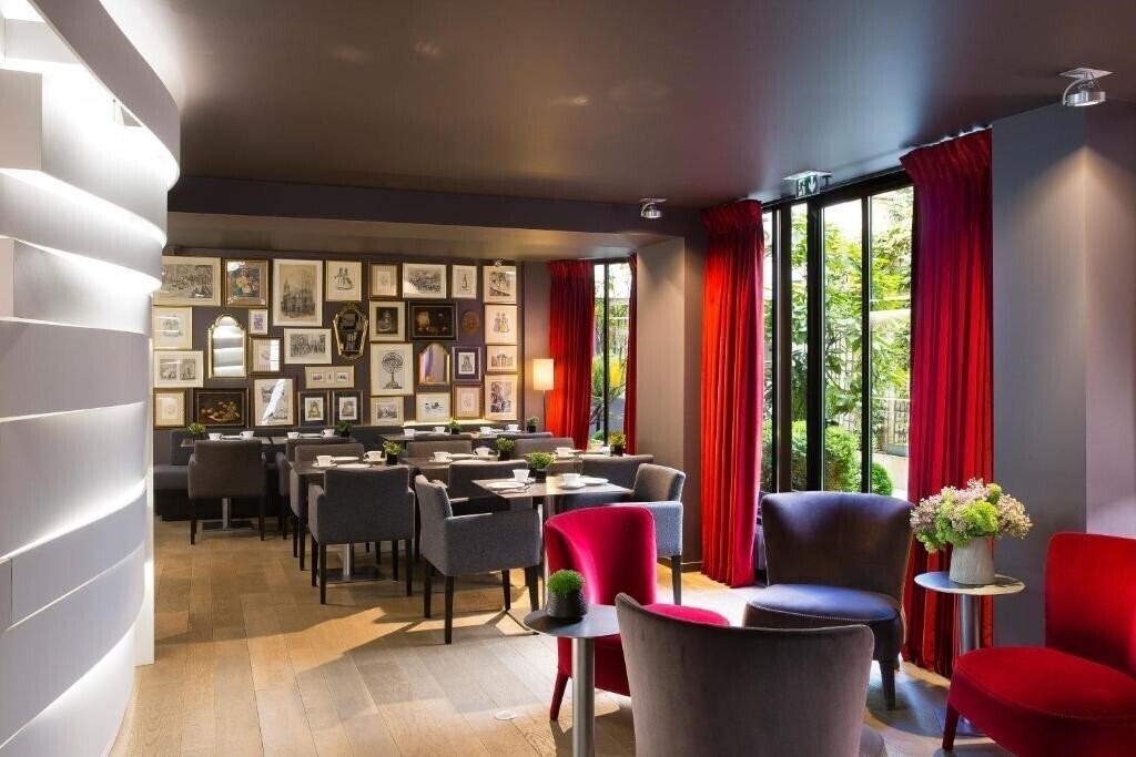 Moliere 3* суреті