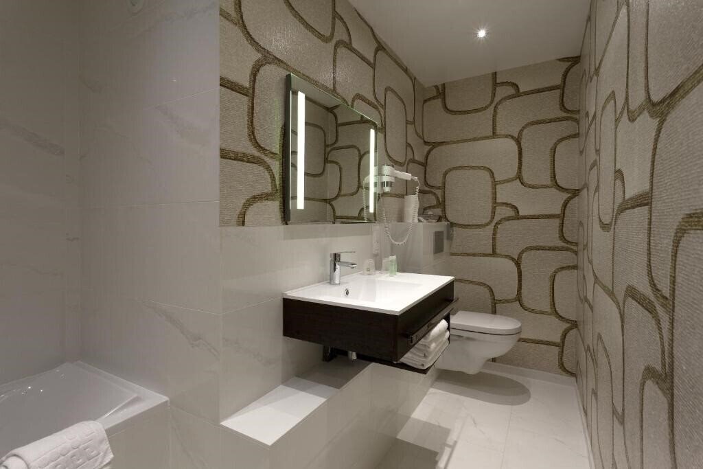 Best Western Hotel Ronceray Opera (ex. Mercure Paris Ronceray Opera) 3* фотосуреті