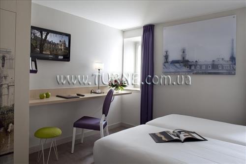 Фото Best Western La Tour Notre Dame Saint Germain des Pres 3*