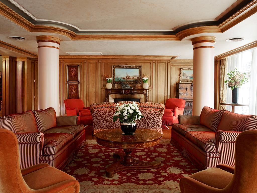 De Vigny 5* қонақ үйі