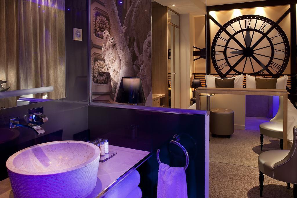 Отель Hotel Design Secret De Paris 4*
