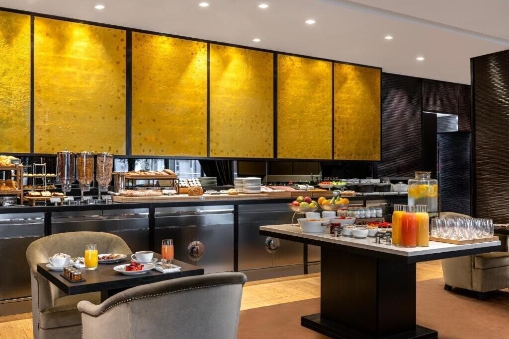 Фотография Hyatt Regency Paris Madeleine 5*