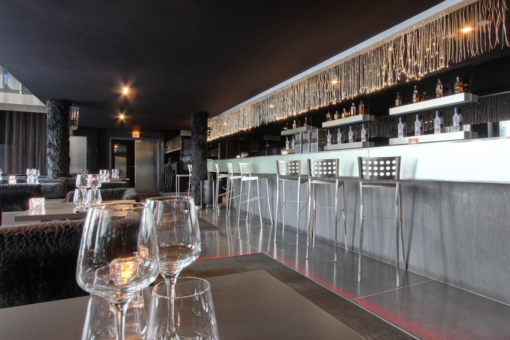 Фото Kube Hotel 4*