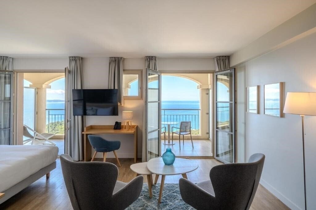 Фото Hotel La Villa Douce 4*