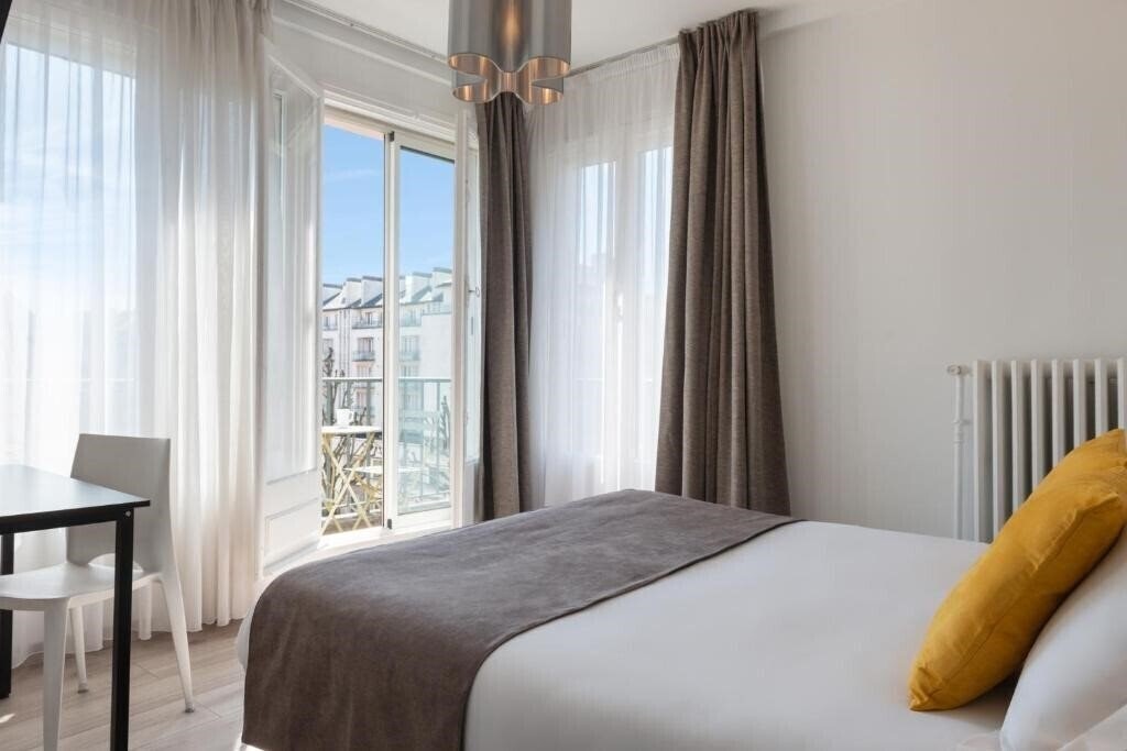 Отель The Originals City, Hotel Notre Dame, Rouen (ex. Hotel The Originals Rouen Notre-Dame) 3*