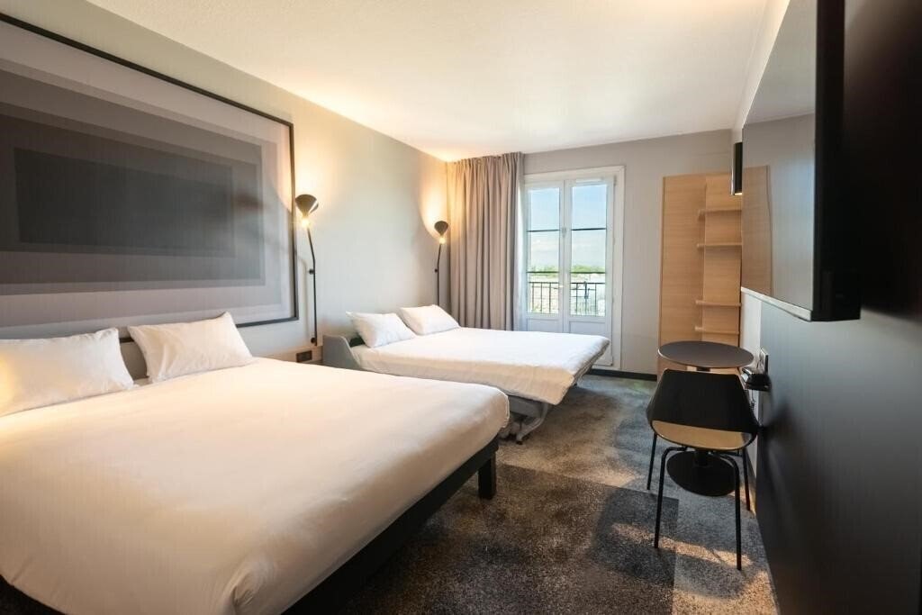 Фото Ibis Strasbourg Centre Gare 3*