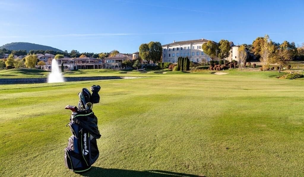 Chateau De Taulane 4* суреті