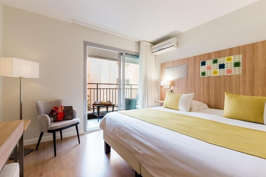 Helios 4* фотосуреті