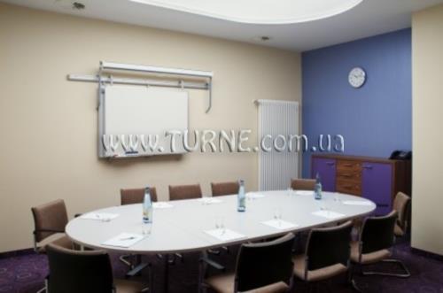 Holiday Inn Express 3* фотосуреті