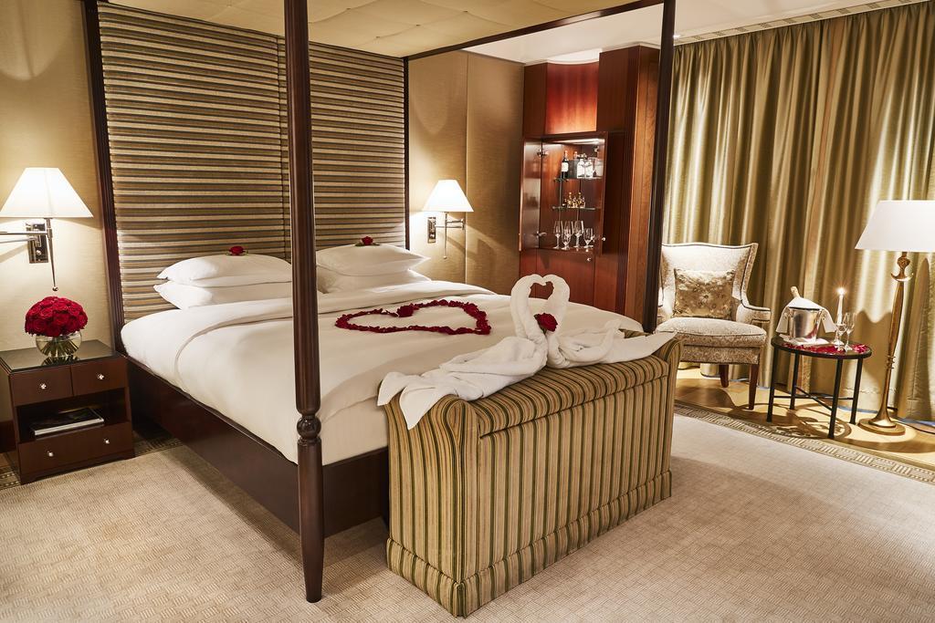 Adlon Kempinski 5* суреті