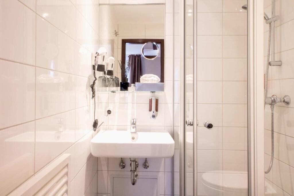 Hotel Delta 3* суреті