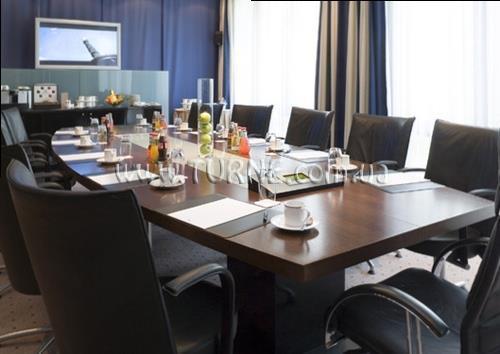 Изображение Pullman Berlin Schweizerhof 5*