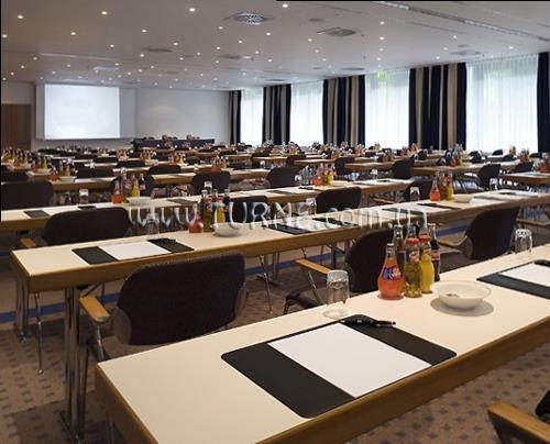 Фотография Pullman Berlin Schweizerhof 5*