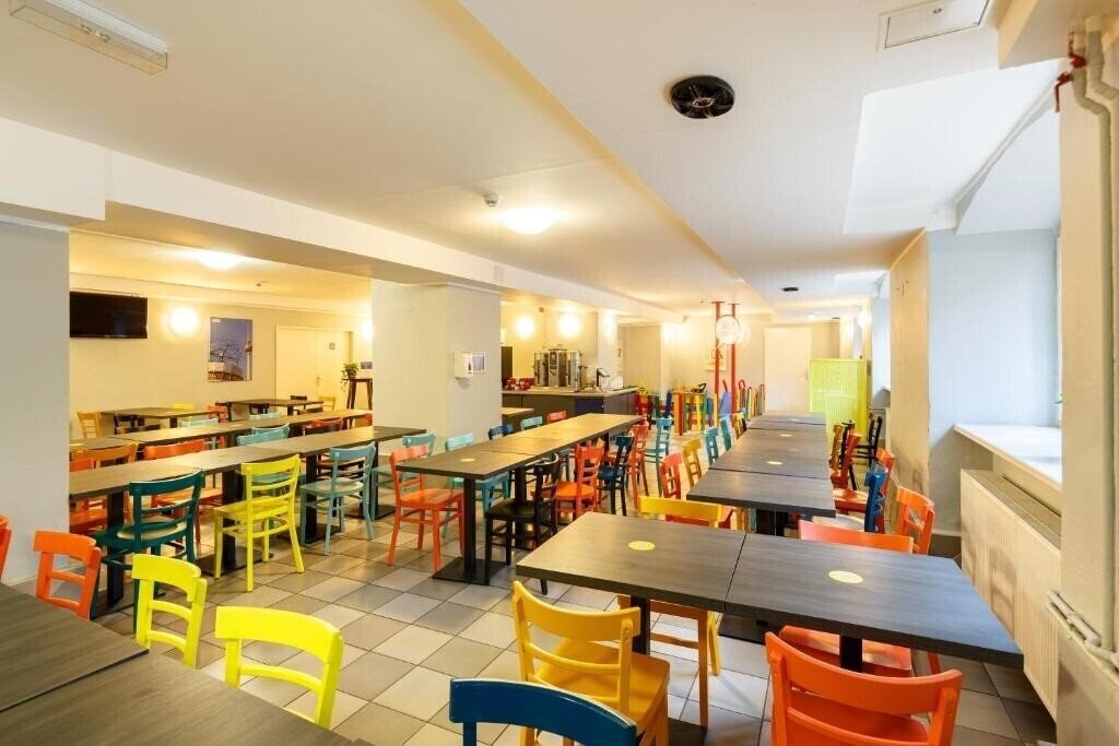 Картинка A & O Friedrichshain 2*