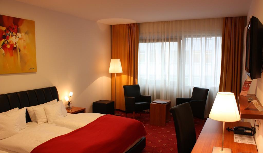 California Am Kurfuerstendamm 4* фотосуреті