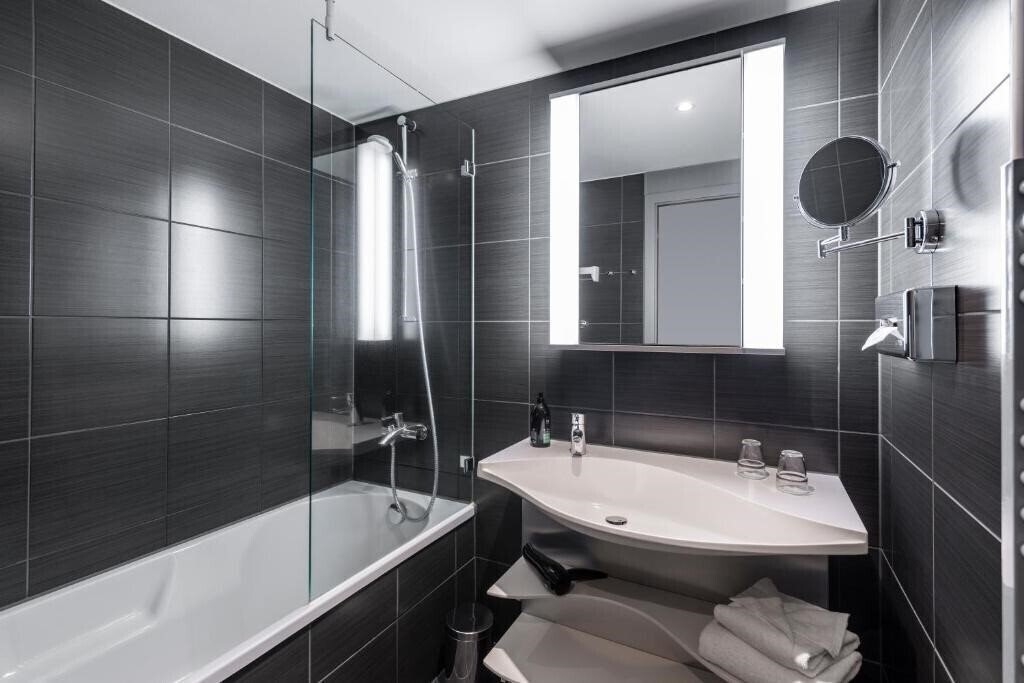 Adagio Aparthotel Berlin Kurfurstendamm 4* суреті