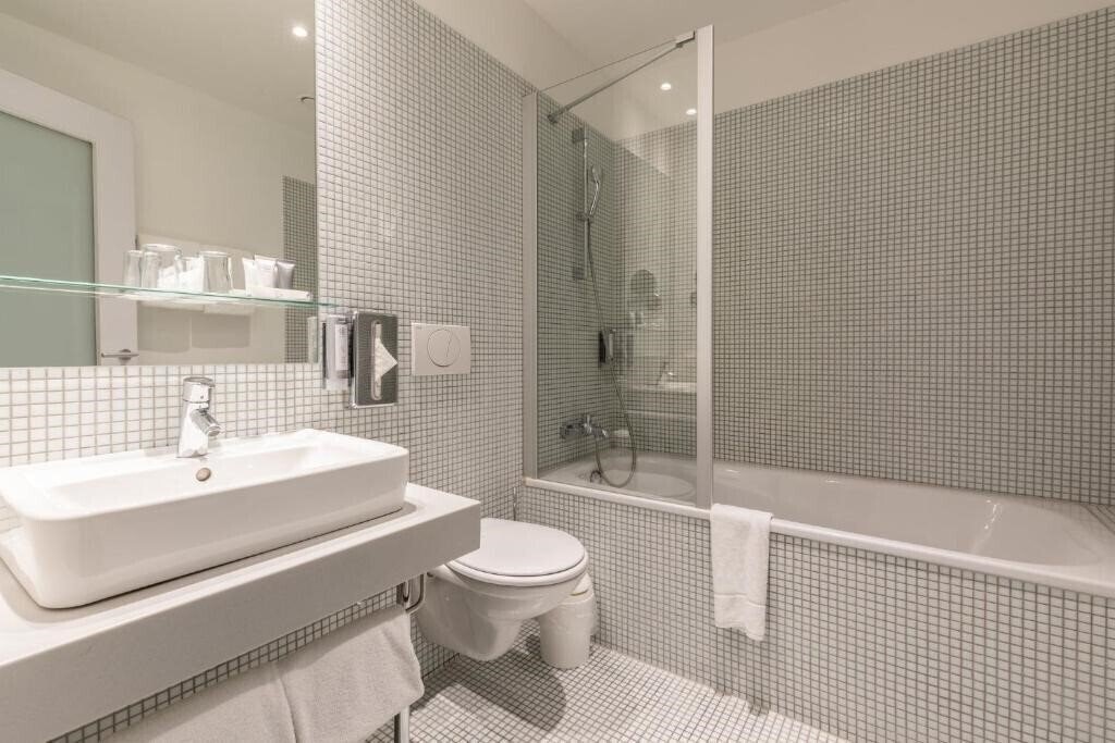 Картинка Novum Select Hotel Berlin Gendarmenmarkt 4*