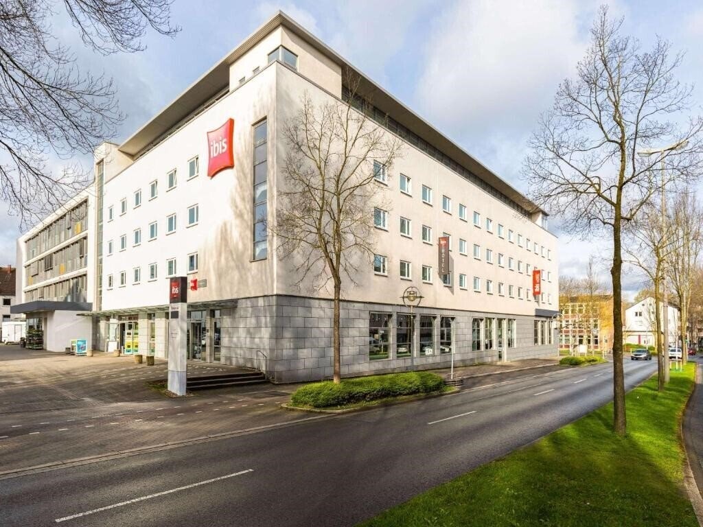 Отель Hotel ibis Dortmund City 2*
