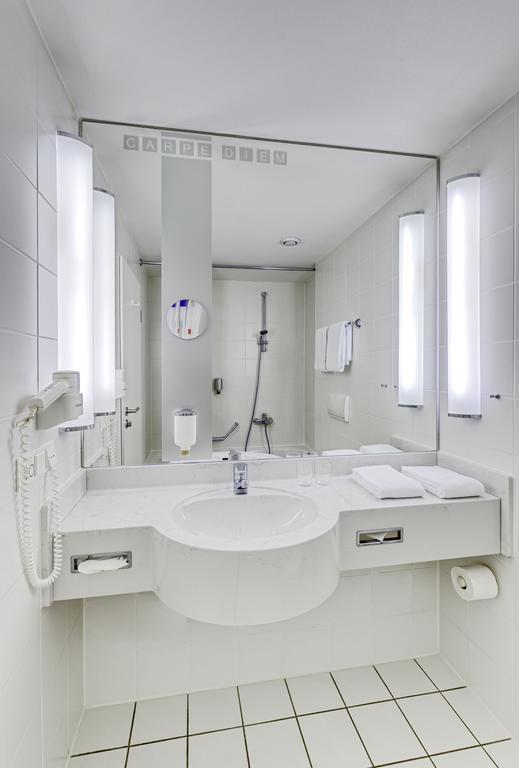 Park Inn By Radisson Dresden Hotel 3* суреті