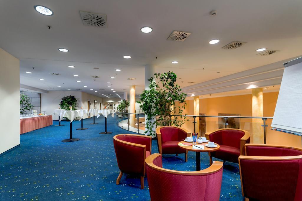 Картинка Quality Hotel Plaza Dresden 4*