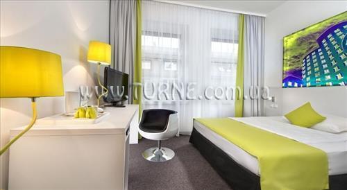 Фотография Wyndham Garden Dusseldorf City Centre Konigsallee 4*