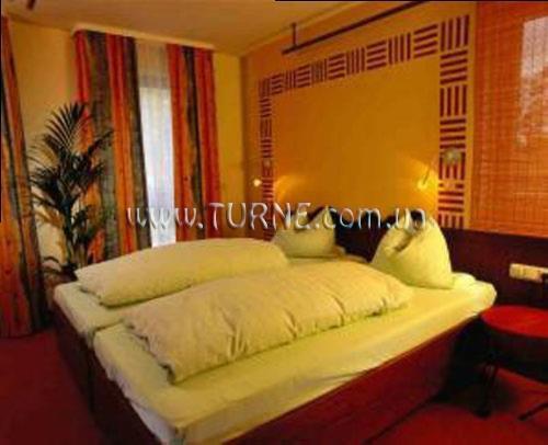 Картинка Villa Fiore Messe Airport вилла