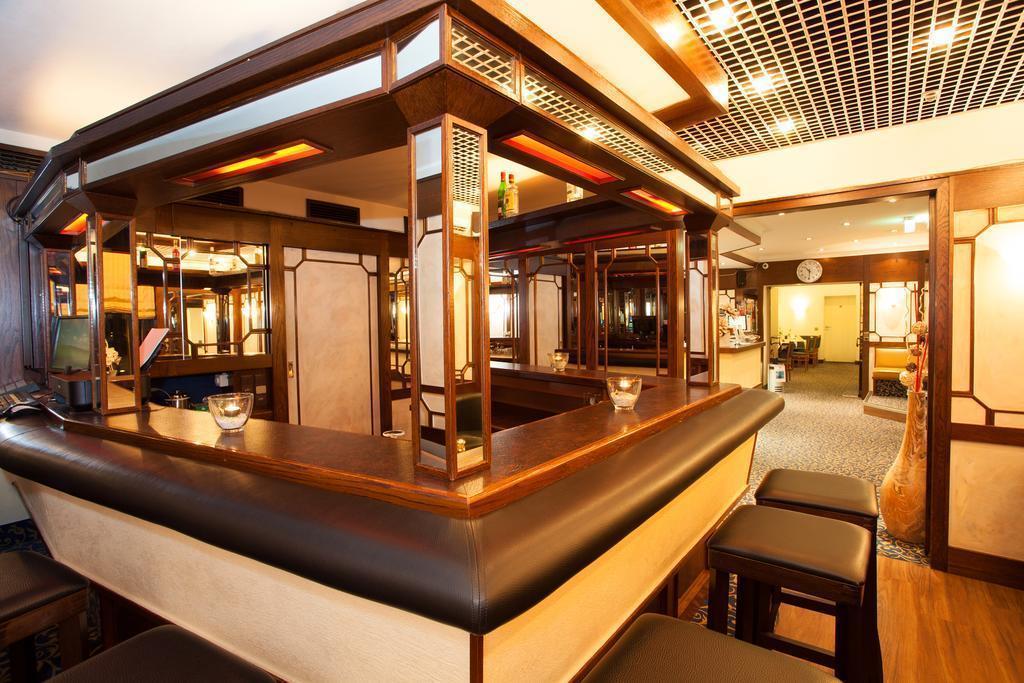 Фото Best Western Ambassador Hotel 3*