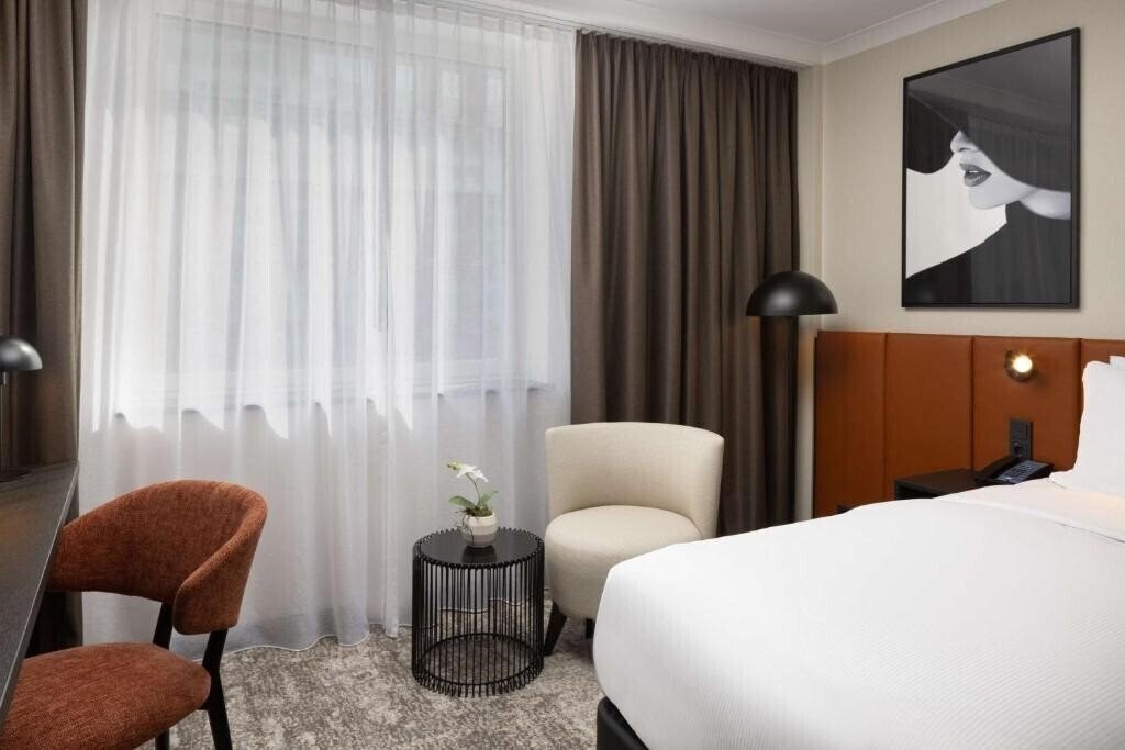 Картинка Hilton Dusseldorf 5*