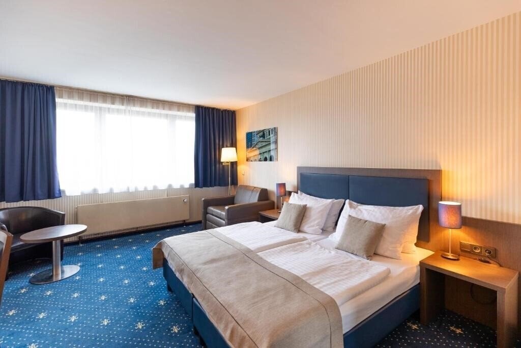 Novum Business Imperial Messe 4* қонақ үйі