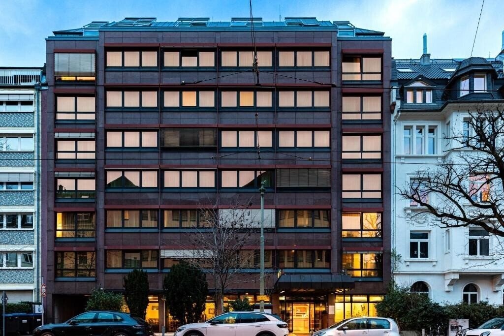 Novum Business Imperial Messe 4* суреті