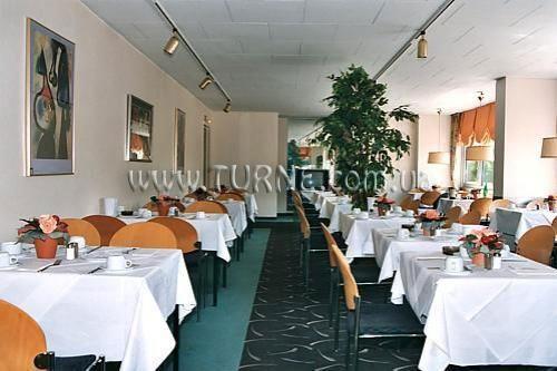 Hotel Graf Moltke 3* қонақ үйі
