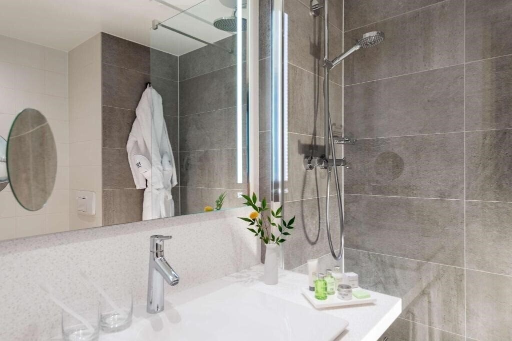 Nh Hamburg Altona 4* суреті