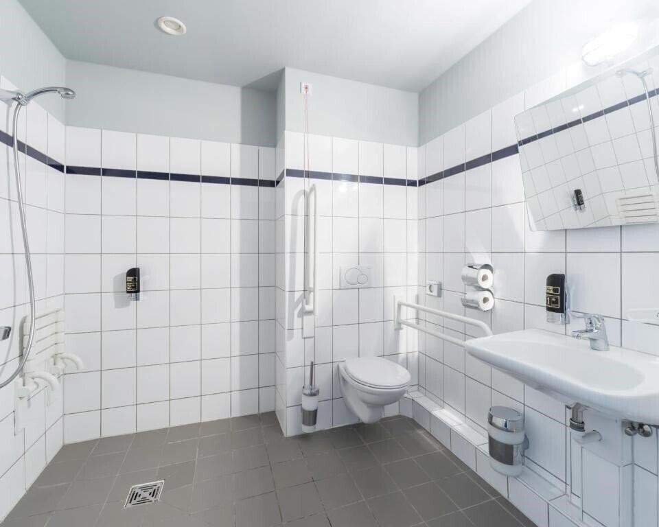 Фотография A&O Koln Neumarkt 2*