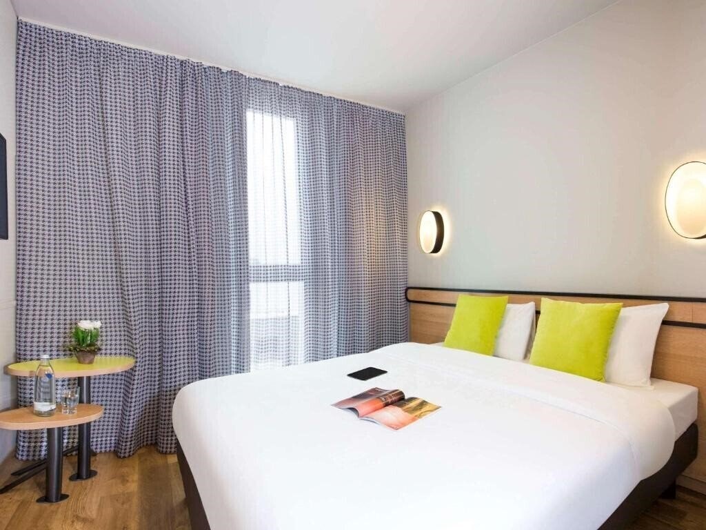 Отель Aparthotel Adagio Access Munchen City Olympiapark 3*