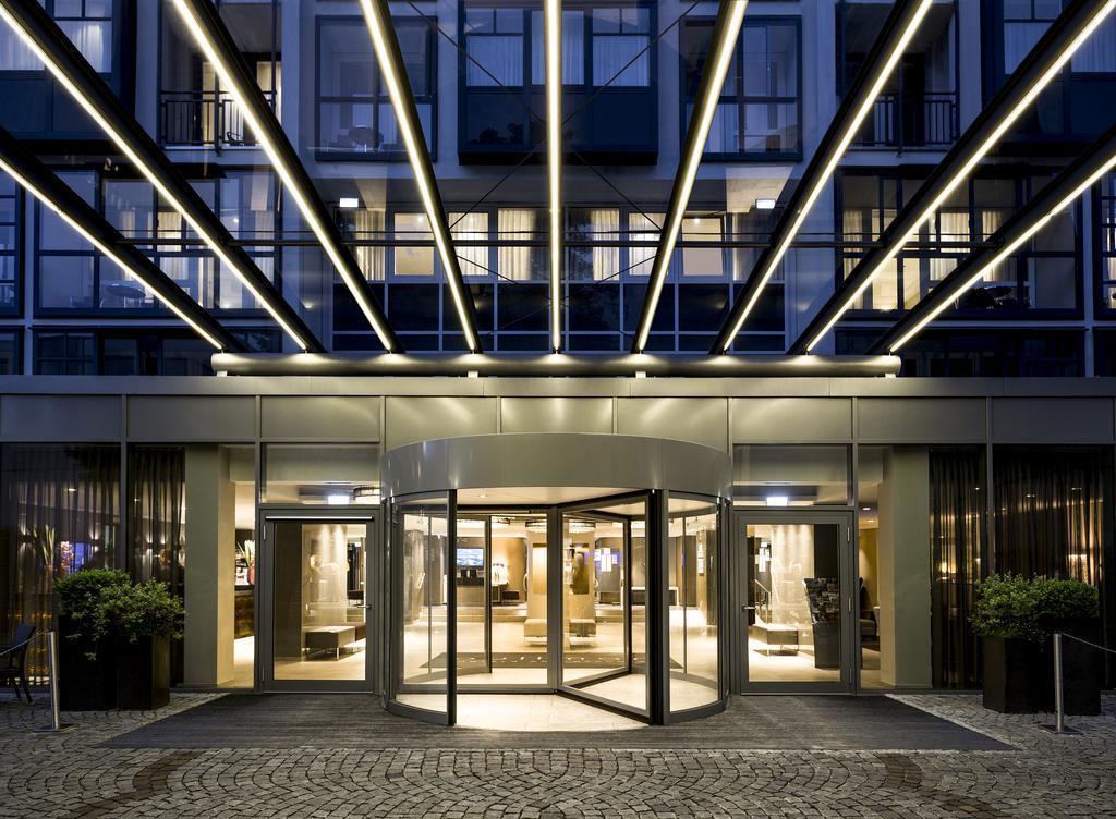 Отель Pullman Munich 4*