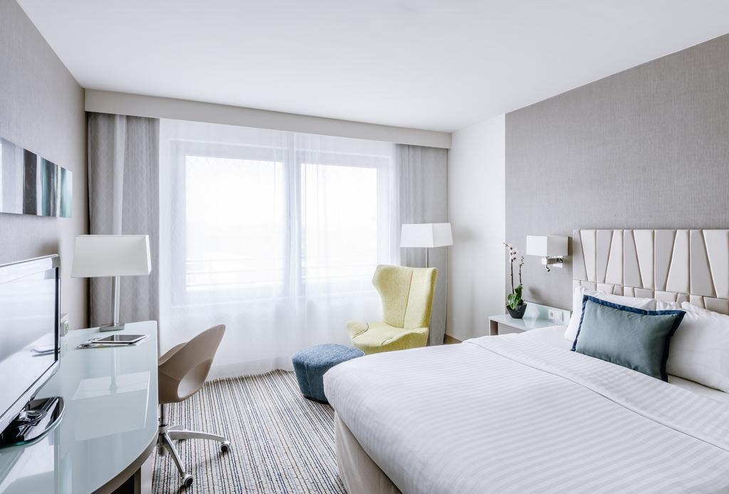 Courtyard By Marriott Munich City Center 4* қонақ үйі