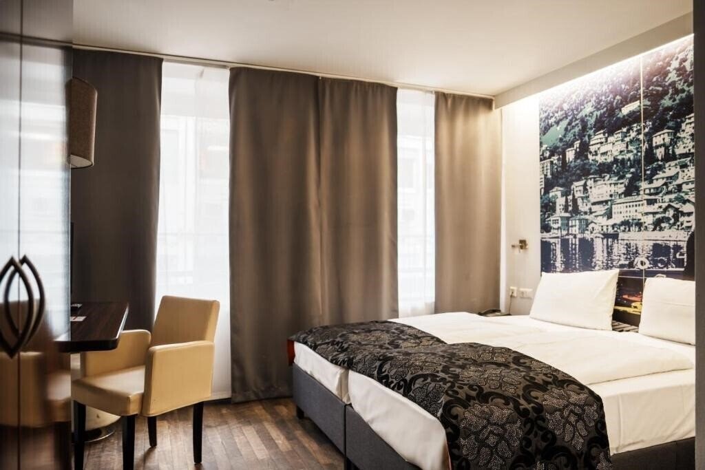 Helvetia Hotel Munich City Center 3* суреті